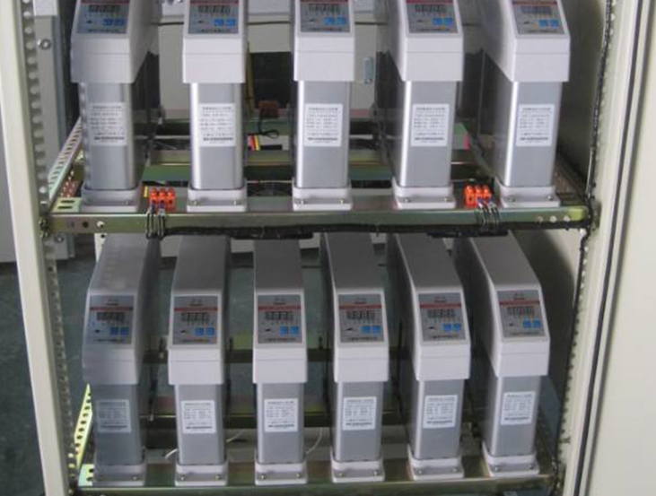 紫電電氣_低壓開關(guān)柜內(nèi)電容器安全運行的電流、電壓和溫度有什么要求